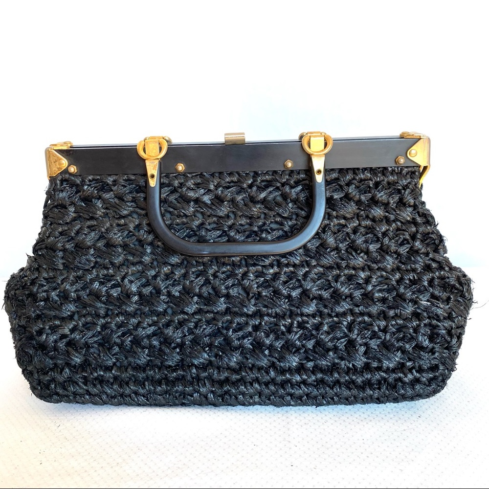 Beautiful Vintage Hand Bag - Picture 2 of 13